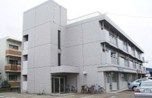 メイゾン栄